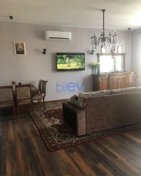 Günlük Kirayə 5 otaqlı Bağ evi  900m², Bakı