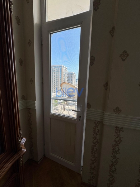 Aylıq Kirayə 2 otaqlı Yeni Tikili bina evi  86m², Bakı