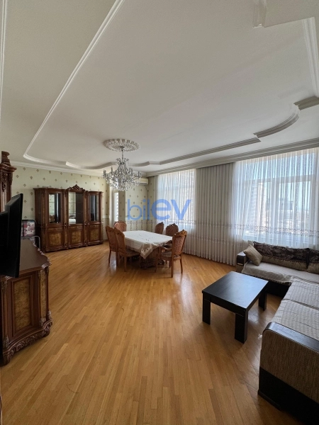 Aylıq Kirayə 2 otaqlı Yeni Tikili bina evi  86m², Bakı