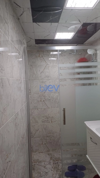 Satış 3 otaqlı Köhnə Tikili bina evi  85m², Bakı