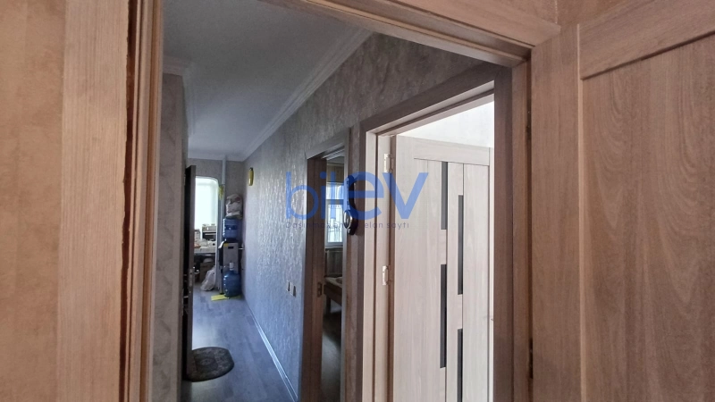 Satış 3 otaqlı Köhnə Tikili bina evi  85m², Bakı