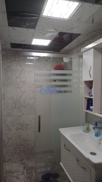 Satış 3 otaqlı Köhnə Tikili bina evi  85m², Bakı