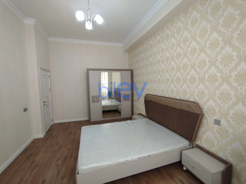 Satış 3 otaqlı Yeni Tikili bina evi  82m², Sumqayıt