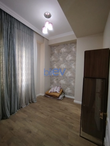 Satış 3 otaqlı Yeni Tikili bina evi  82m², Sumqayıt