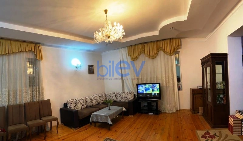 Günlük Kirayə 5 otaqlı Bağ evi  250m², Bakı
