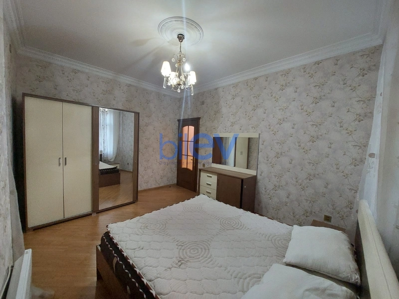 Aylıq Kirayə 2 otaqlı Yeni Tikili bina evi  80m², Bakı