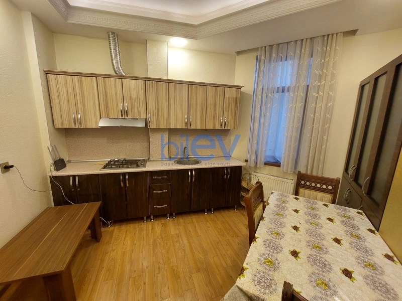 Aylıq Kirayə 2 otaqlı Yeni Tikili bina evi  80m², Bakı
