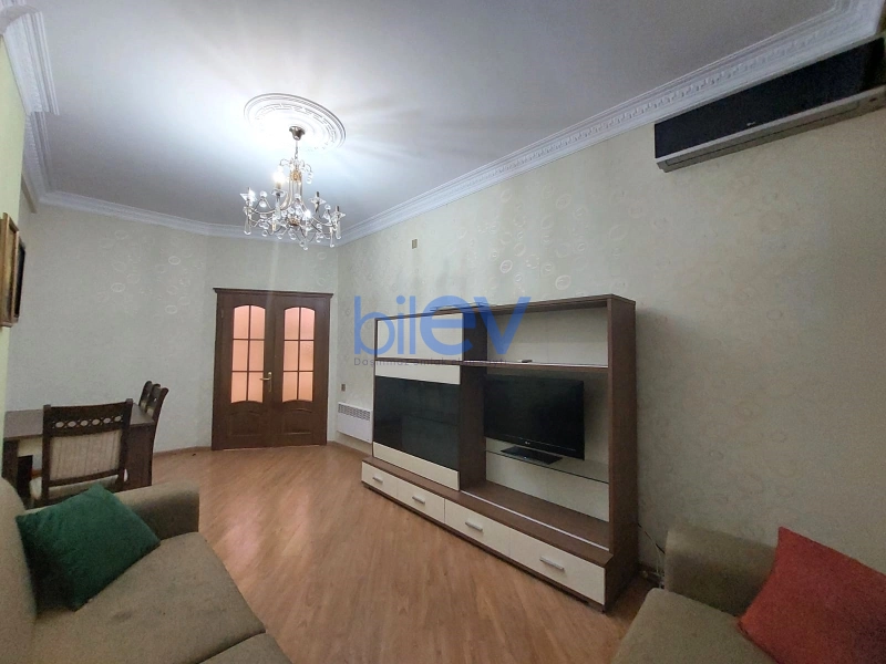 Aylıq Kirayə 2 otaqlı Yeni Tikili bina evi  80m², Bakı