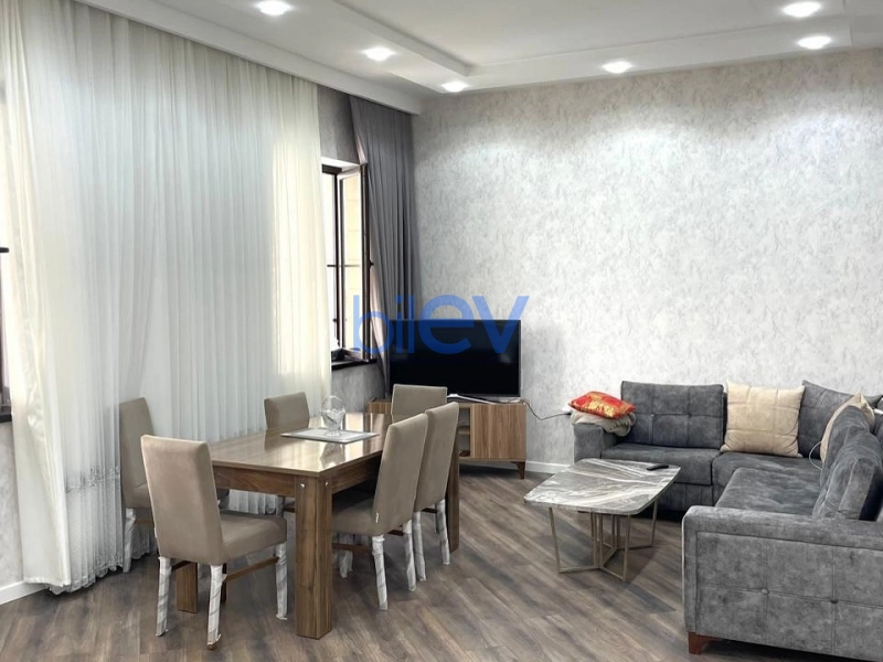 Günlük Kirayə 5 otaqlı Bağ evi  900m², Bakı