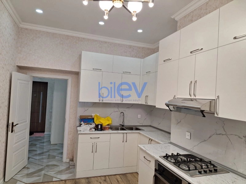 Aylıq Kirayə 2 otaqlı Yeni Tikili bina evi  77m², Bakı