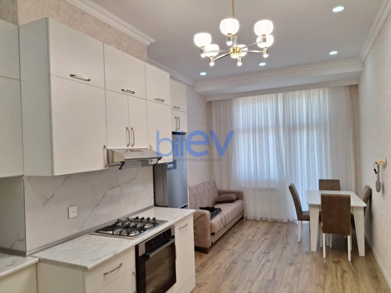 Aylıq Kirayə 2 otaqlı Yeni Tikili bina evi  77m², Bakı