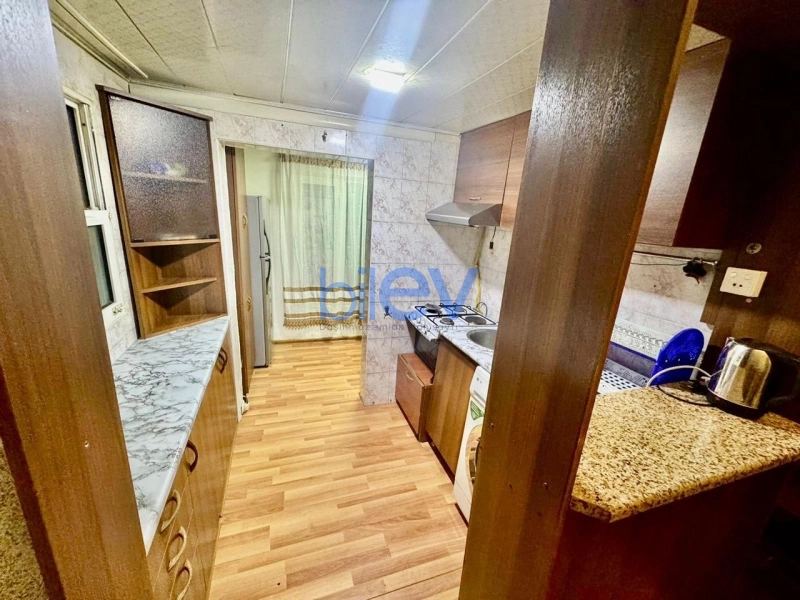 Günlük Kirayə 2 otaqlı Köhnə Tikili bina evi  50m², Bakı