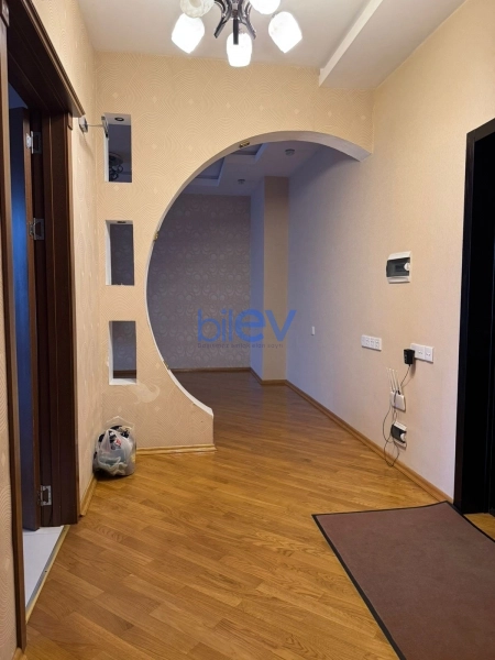 Aylıq Kirayə 2 otaqlı Yeni Tikili bina evi  85m², Bakı