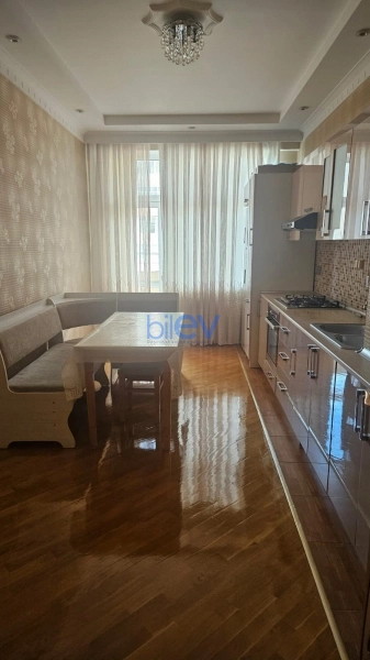 Aylıq Kirayə 2 otaqlı Yeni Tikili bina evi  100m², Bakı