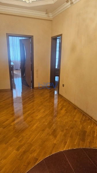 Aylıq Kirayə 2 otaqlı Yeni Tikili bina evi  100m², Bakı