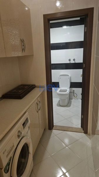 Aylıq Kirayə 2 otaqlı Yeni Tikili bina evi  100m², Bakı