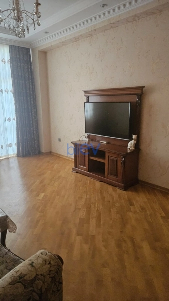 Aylıq Kirayə 2 otaqlı Yeni Tikili bina evi  100m², Bakı