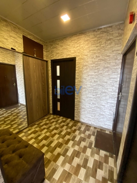 Satış 2 otaqlı Köhnə Tikili bina evi  60m², Bakı