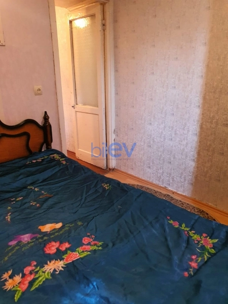 Satış 2 otaqlı Köhnə Tikili bina evi  40m², Bakı