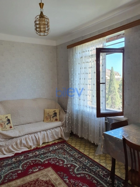 Satış 2 otaqlı Köhnə Tikili bina evi  40m², Bakı