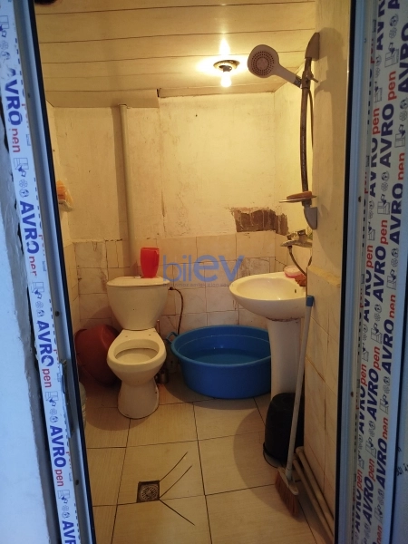 Satış 3 otaqlı Köhnə Tikili bina evi  75m², Bakı