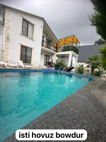 Günlük Kirayə 4 otaqlı Villa  320m², Qəbələ