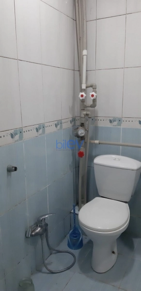 Aylıq Kirayə 2 otaqlı Köhnə Tikili bina evi  60m², Bakı