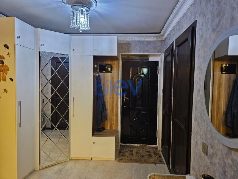 Satış 4 otaqlı Köhnə Tikili bina evi  80m², Bakı