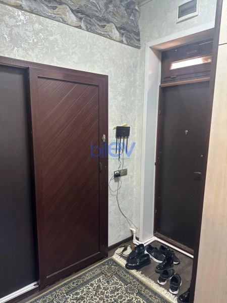 Satış 2 otaqlı Köhnə Tikili bina evi  60m², Bakı