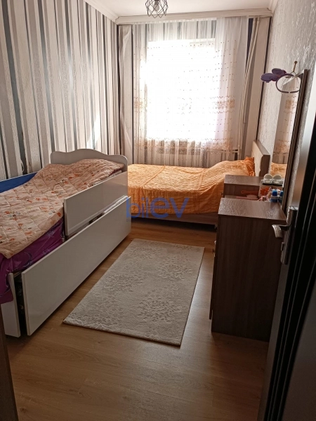 Satış 3 otaqlı Köhnə Tikili bina evi  50m², Bakı