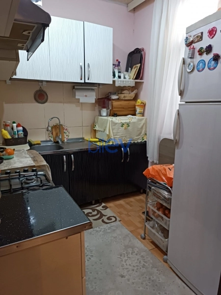 Satış 3 otaqlı Köhnə Tikili bina evi  50m², Bakı