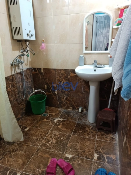 Satış 3 otaqlı Köhnə Tikili bina evi  50m², Bakı