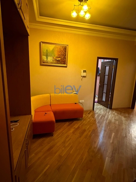 Aylıq Kirayə 2 otaqlı Yeni Tikili bina evi  90m², Bakı