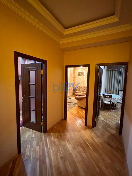 Aylıq Kirayə 2 otaqlı Yeni Tikili bina evi  90m², Bakı