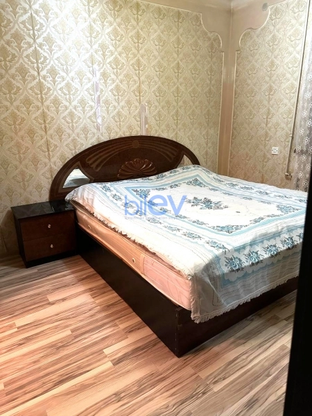 Aylıq Kirayə 2 otaqlı Köhnə Tikili bina evi  55m², Bakı