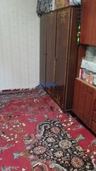Satış 4 otaqlı Köhnə Tikili bina evi  4m², Bakı