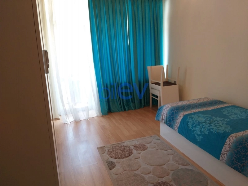 Aylıq Kirayə 4 otaqlı Yeni Tikili bina evi  75m², Bakı