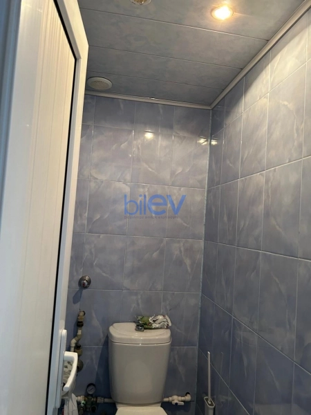 Aylıq Kirayə 4 otaqlı Köhnə Tikili bina evi  75m², Bakı