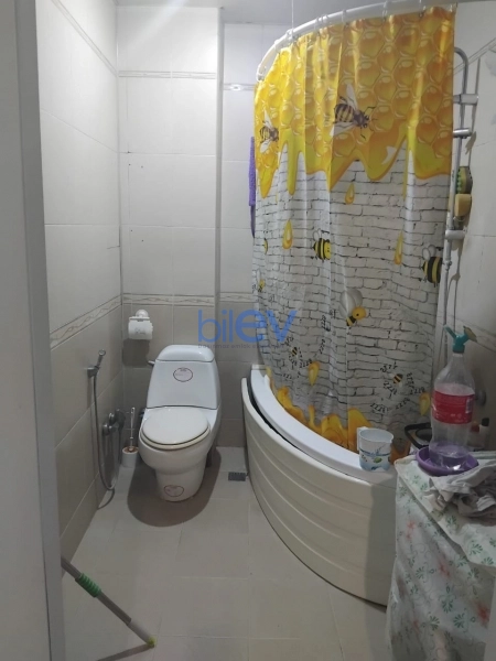 Aylıq Kirayə 2 otaqlı Yeni Tikili bina evi  90m², Bakı