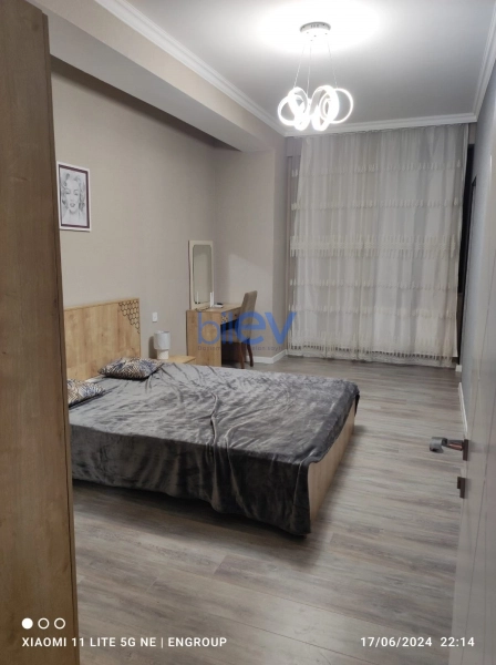 Aylıq Kirayə 2 otaqlı Yeni Tikili bina evi  68m², Bakı