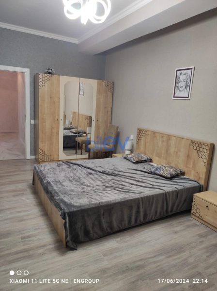 Aylıq Kirayə 2 otaqlı Yeni Tikili bina evi  68m², Bakı