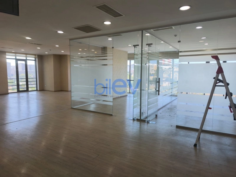 Aylıq Kirayə 5 otaqlı Ofis  189m², Bakı