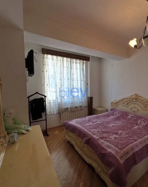 Satış 3 otaqlı Yeni Tikili bina evi  140m², Bakı