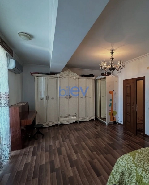 Satış 3 otaqlı Yeni Tikili bina evi  140m², Bakı