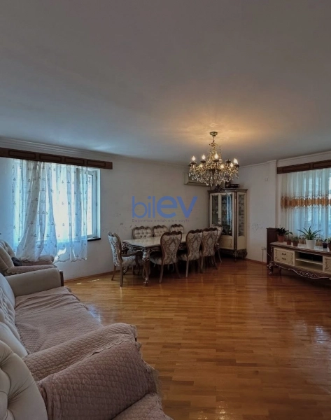 Satış 3 otaqlı Yeni Tikili bina evi  140m², Bakı