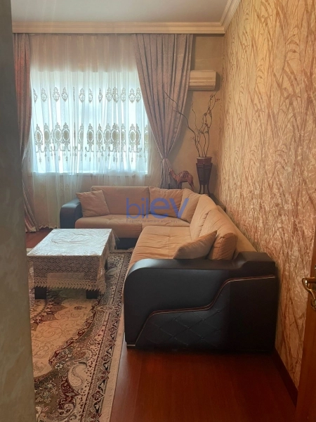 Aylıq Kirayə 3 otaqlı Köhnə Tikili bina evi  70m², Bakı
