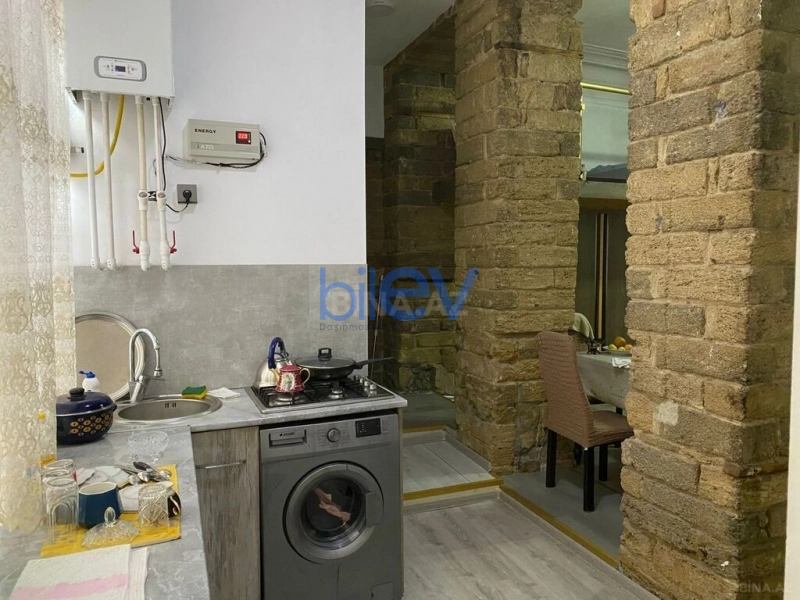 Aylıq Kirayə 2 otaqlı Köhnə Tikili bina evi  60m², Bakı