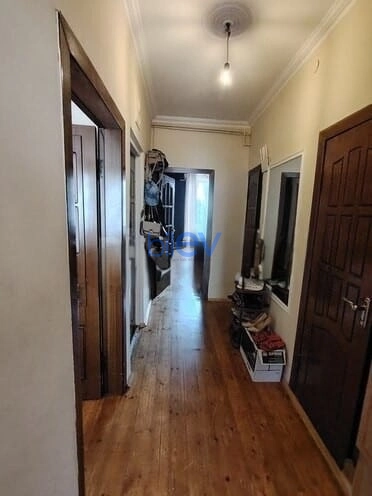 Aylıq Kirayə 2 otaqlı Köhnə Tikili bina evi  60m², Bakı