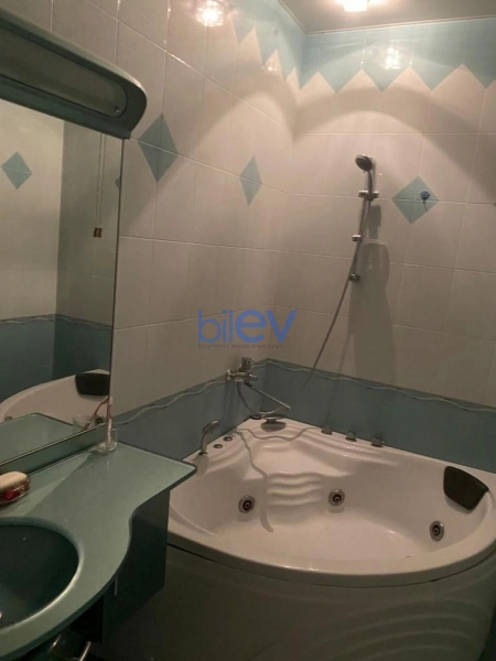 Aylıq Kirayə 3 otaqlı Yeni Tikili bina evi  100m², Bakı