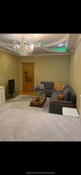 Aylıq Kirayə 3 otaqlı Yeni Tikili bina evi  100m², Bakı